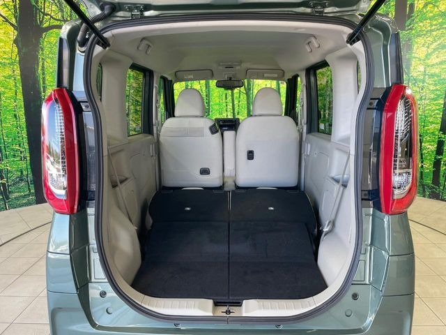 普段のお買い物や通勤、送迎等に十分な荷室スペースを確保しております。セカンドシートを倒すと、大きな荷物の積載も可能です♪