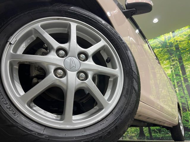 �y����14�C���`�A���~�z�C�[���z�O�ςɃ}�b�`���������A���~�z�C�[���𑕒����Ă���܂��B�e��ЊO�A���~�z�C�[����A�X�^�b�h���X�^�C�����戵�����Ă���܂��B���񂲑��k����������