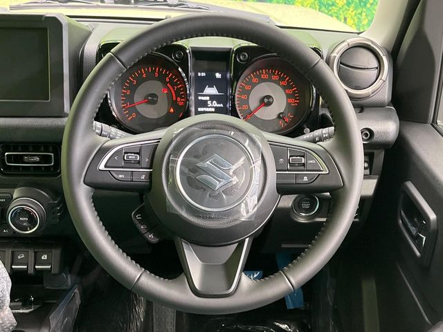 【ステアリングスイッチ】運転中、前方から目線をそらすことなく、オーディオ等の操作が可能な便利機能!安心&快適なドライブを演出してくれます♪