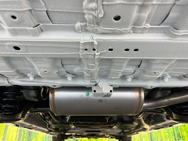 下回りがきれいなうちに、防錆加工の施工がオススメ。降雪地域はもちろん、沿岸部にお住いの方や、趣味でマリン・ウィンタースポーツをされる方にご好評いただいております。