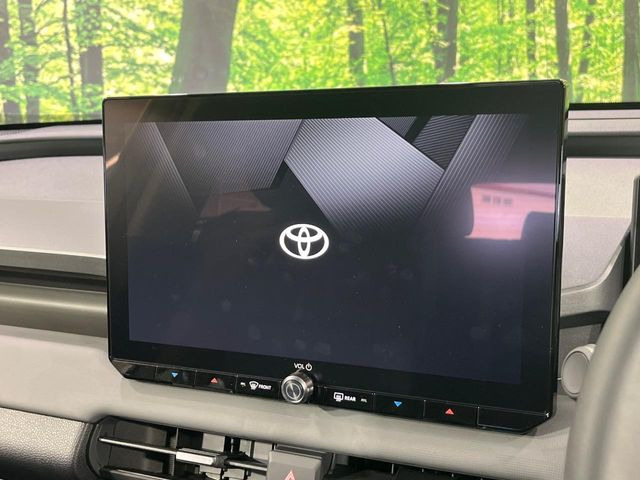 �y12.9�C���` �f�B�X�v���C�I�[�f�B�I�z���ʂ̃f�B�X�v���C��AppleCarPlay��AndroidAuto�����p�\�B�傫�ȉ�ʂŃX�}�z�i�r�A�v���������p���������܂���