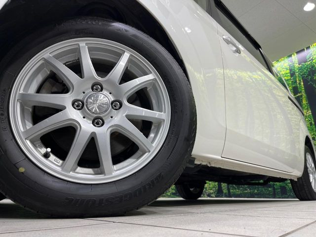 �y15�C���`�A���~�z�C�[���z�O�ςɃ}�b�`�����A���~�z�C�[���𑕒����Ă���܂��B�e��A���~�z�C�[����A�X�^�b�h���X�^�C�����戵�����Ă���܂��B���񂲑��k����������