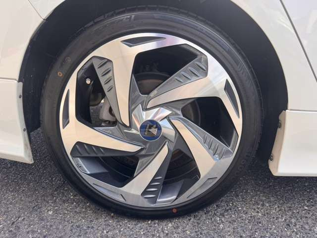 ���f���X�^18�C���`�A���~&�V�i�^�C��!