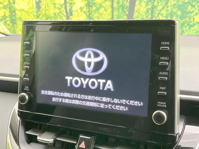 【9インチ ディスプレイオーディオ】大画面ディスプレイへお持ちのスマートフォンと連携して、ナビやbluetoothでの音楽再生が可能です♪デザインはもちろん操作性も良好!