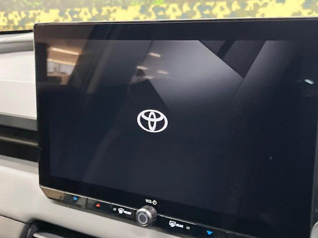 �y12.9�C���` �f�B�X�v���C�I�[�f�B�I�z���ʂ̃f�B�X�v���C��AppleCarPlay��AndroidAuto�����p�\�B�傫�ȉ�ʂŃX�}�z�i�r�A�v���������p���������܂���
