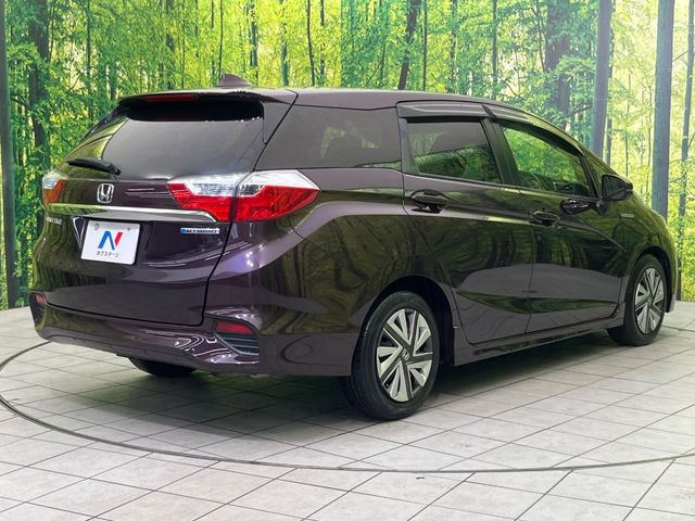 ☆全国のネクステージからお取り寄せが可能※!遠方の店舗に展示してあるクルマが気になる場合も、最寄りの店舗でご覧いただくことが可能です!是非私たちに要望をお聞かせください!※別途費用