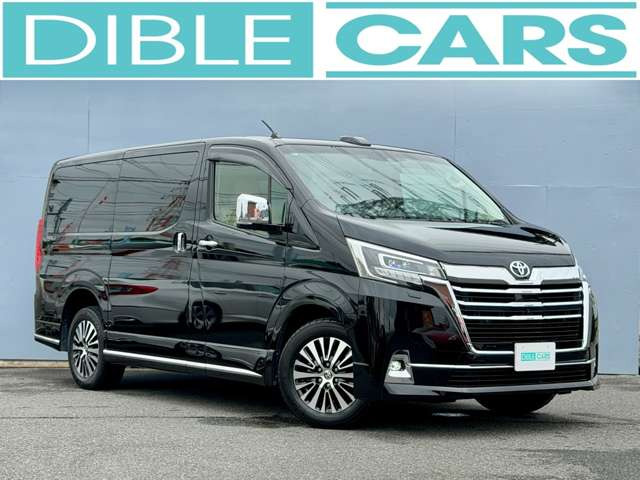 �O���̏�Ԃ����ɗǂ��A�ƂĂ��Y��Ȃ��Ԃł����{�f�B�R�[�e�B���O�{�H�ɂ��A�X�ɖ����グ�ăs�J�s�J�̏�Ԃ��ێ�����l�C�̃{�f�B�R�[�e�B���O�v���������������ɂ����p���������܂��B