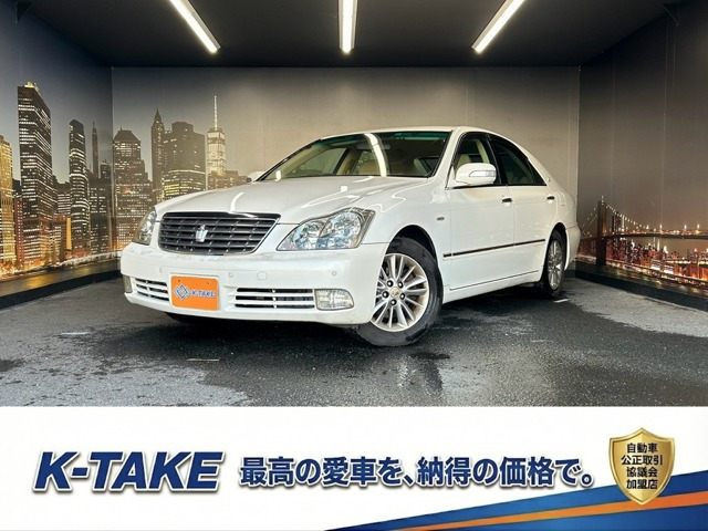 トヨタ クラウン 1995年モデルの中古車一覧｜中古車検索 - 価格.com