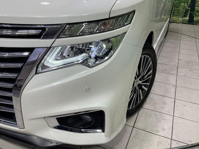 �yLED�w�b�h���C�g�z���V����ԑ��s�����ǍD�Ȏ��E���m�ۂ����S���ĉ^�]�ł��鍂�P�xLED�w�b�h���C�g�𑕔�!�_�����x�������A����d�͂��}�����Ă��܂��B
