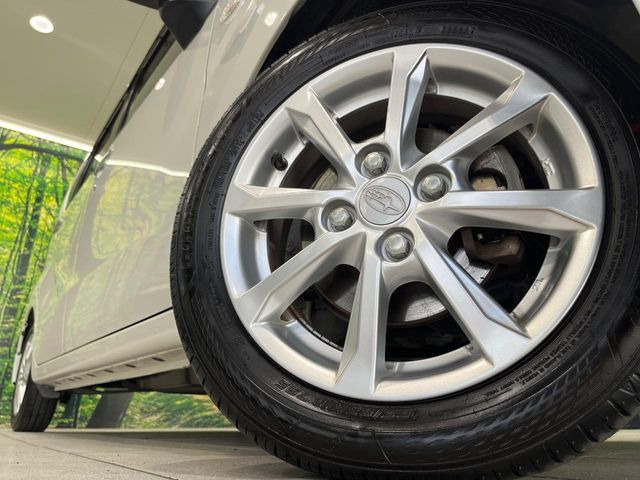 �y����14�C���`�A���~�z�C�[���z�O�ςɃ}�b�`���������A���~�z�C�[���𑕒����Ă���܂��B�e��ЊO�A���~�z�C�[����A�X�^�b�h���X�^�C�����戵�����Ă���܂��B���񂲑��k����������