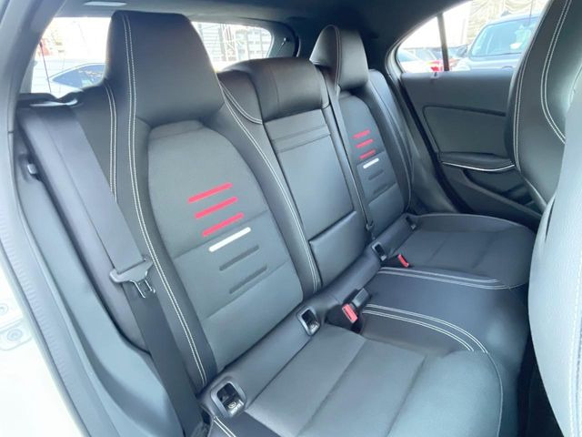 ���㕔���Ȃ��C�ɂȂ�悤�ȃL�Y�E�����ւ��蓙�A�傫�ȃ_���[�W�͂Ȃ��A�ǍD�ȏ�Ԃł��B