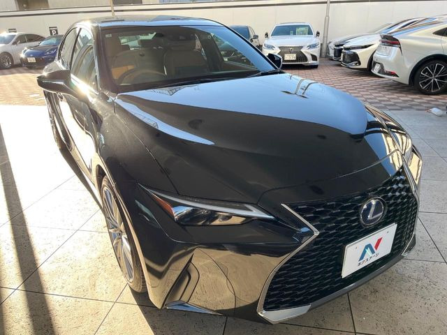 �������x�̃K���X�疌�ŝ����͂������A�㎿�ȃc���E����������B���O����_���J�����؂Ȉ��Ԃ�ی삵�A�F�����E�򉻂�h�~�B�u�e�X�v���b�V���R�[�g�v�A�u�e�v���~�b�T�R�[�g�v���炨�I�т��������܂��B