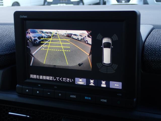 バックカメラございます。