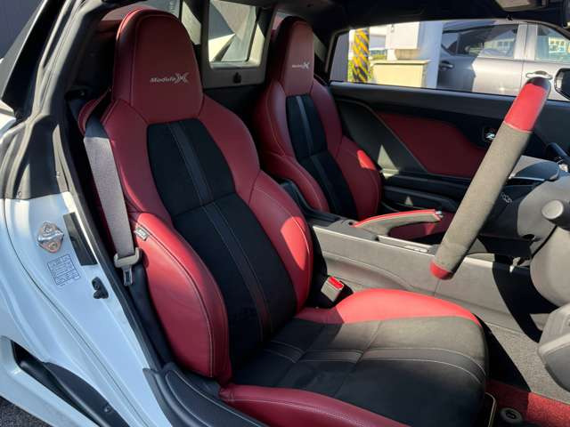 ���q�l�̈��S����ɍl���A���Ђɂ�24���ԃ��[�h�T�[�r�X���s���Ă���܂��B