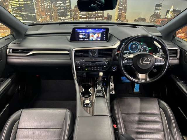 ���{�ےÎs��SUV�Ԃ��w���l�ł����i�x�œW�����Ă���ǎ����ÎԐ��X�ł��B�S�ԁA���̗��C�����Ȃ��̎ԗ�����Ŏ�舵��!�֐��n��ōł������ȉ��i���ŗǎ��Ԃ����񋟂ł���悤�w�߂Ă���܂��B
