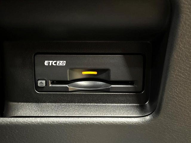【ETC】高速道路の料金所をストレスなく通過!話題のスポットやサービスエリアに多い「スマートIC」利用時は必須のアイテムです。当店でセットアップを実施、ご納車当日からすぐにご利用いただけます!