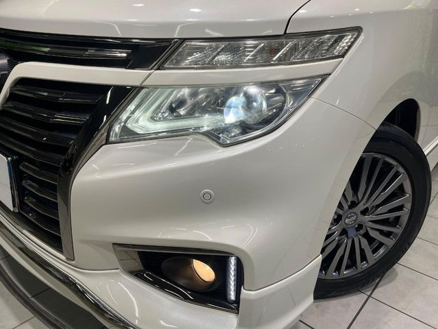 �yLED�w�b�h���C�g�z���V����ԑ��s�����ǍD�Ȏ��E���m�ۂ����S���ĉ^�]�ł��鍂�P�xLED�w�b�h���C�g�𑕔�!�_�����x�������A����d�͂��}�����Ă��܂��B