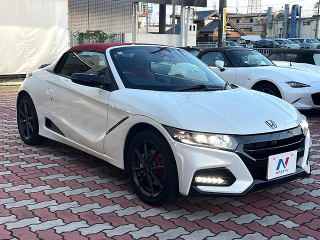 �������x�̃K���X�疌�ŝ����͂������A�㎿�ȃc���E����������B���O����_���J�����؂Ȉ��Ԃ�ی삵�A�F�����E�򉻂�h�~�B�u�e�X�v���b�V���R�[�g�v�A�u�e�v���~�b�T�R�[�g�v���炨�I�т��������܂��B