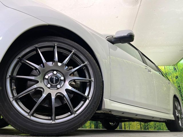 �y19�C���`�A���~�z�C�[���z�O�ςɃ}�b�`�����A���~�z�C�[���𑕒����Ă���܂��B�e��A���~�z�C�[����A�X�^�b�h���X�^�C�����戵�����Ă���܂��B���񂲑��k����������