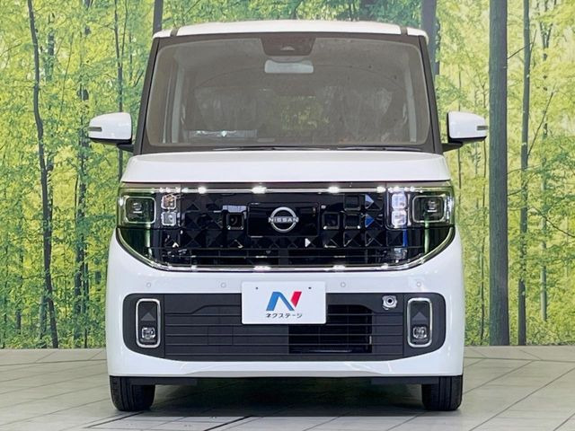弊社では、全車『修復歴なし』のお車のみ取り扱っております。専任バイヤーによる厳選した仕入れの後、入庫後の車両チェックを行い、ネクステージが認定した高品質な中古車をご提供しております。