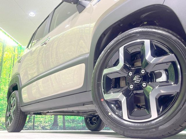 �y����16�C���`�A���~�z�C�[���z�O�ςɃ}�b�`���������A���~�z�C�[���𑕒����Ă���܂��B�e��ЊO�A���~�z�C�[����A�X�^�b�h���X�^�C�����戵�����Ă���܂��B���񂲑��k����������