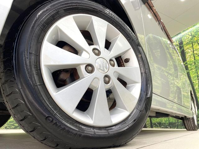 �y�����A���~�z�C�[���z�O�ςɃ}�b�`���������A���~�z�C�[���𑕒����Ă���܂��B�e��ЊO�A���~�z�C�[����A�X�^�b�h���X�^�C�����戵�����Ă���܂��B���񂲑��k����������