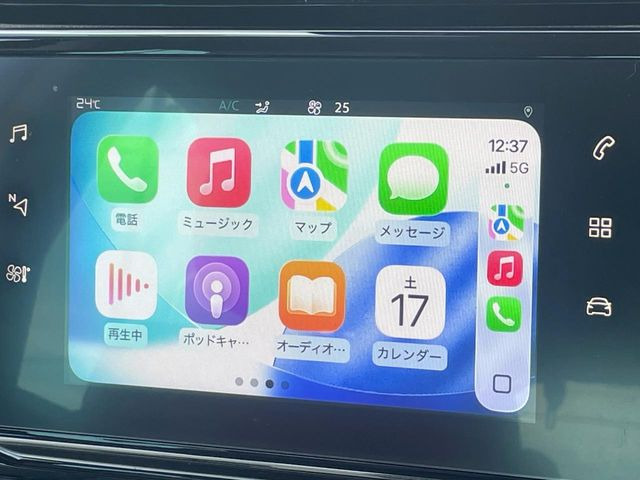 ��Apple Car Play:�X�}�z�Ƃ̗L���ڑ��ŁA�i�r�E�I�[�f�B�I�Đ��ȂǃX�}�z�̃A�v���@�\����ʂł��g����֗��@�\�ł�!