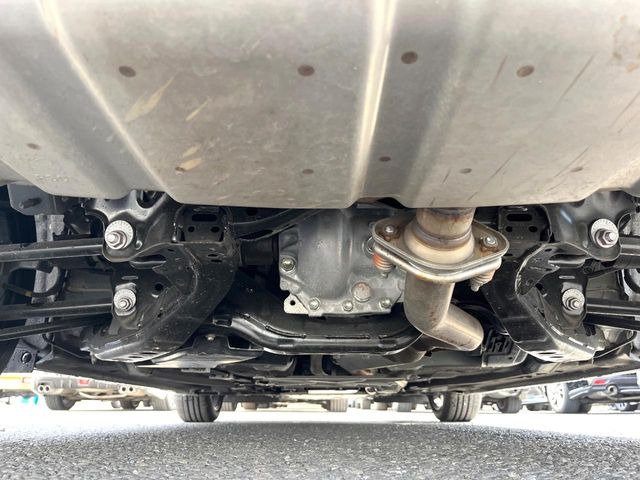 下回りがきれいなうちに、防錆加工の施工がオススメ。降雪地域はもちろん、沿岸部にお住いの方や、趣味でマリン・ウィンタースポーツをされる方にご好評いただいております。
