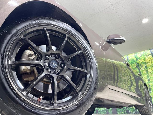 �y18�C���`�A���~�z�C�[���z�O�ςɃ}�b�`�����A���~�z�C�[���𑕒����Ă���܂��B�e��A���~�z�C�[����A�X�^�b�h���X�^�C�����戵�����Ă���܂��B���񂲑��k����������