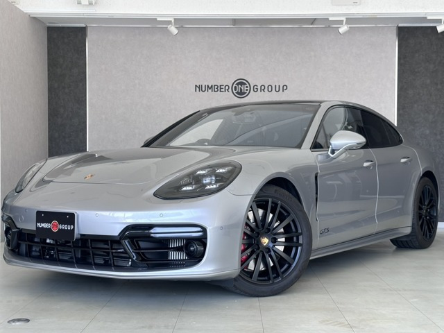 パナメーラ(ポルシェ) GTS PDK 4WD　有償ボディカラー スポクロ スポエグ パノ 中古車画像