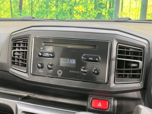 お好きな音楽を車内でお楽しみいただけます♪スピーカー交換・ウーハー追加などの音質向上や、最新ナビ・後席モニター等の取り付けも是非ご相談ください!
