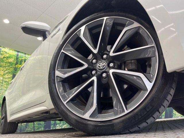�y����18�C���`�A���~�z�C�[���z�O�ςɃ}�b�`���������A���~�z�C�[���𑕒����Ă���܂��B�e��ЊO�A���~�z�C�[����A�X�^�b�h���X�^�C�����戵�����Ă���܂��B���񂲑��k����������
