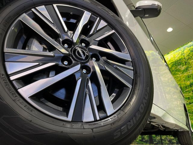 �y����16�C���`�A���~�z�C�[���z�O�ςɃ}�b�`���������A���~�z�C�[���𑕒����Ă���܂��B�e��ЊO�A���~�z�C�[����A�X�^�b�h���X�^�C�����戵�����Ă���܂��B���񂲑��k����������