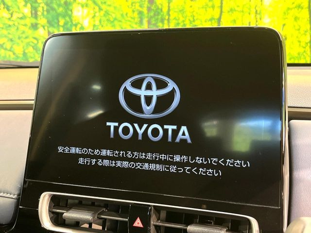 【ナビ機能付きディスプレイオーディオ】ナビ機能搭載の他、お持ちのスマートフォンと連携して、ナビやbluetoothでの音楽再生が可能です♪デザインはもちろん操作性も良好!