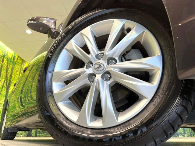 �y����16�C���`�A���~�z�C�[���z�O�ςɃ}�b�`���������A���~�z�C�[���𑕒����Ă���܂��B�e��ЊO�A���~�z�C�[����A�X�^�b�h���X�^�C�����戵�����Ă���܂��B���񂲑��k����������
