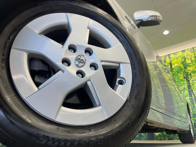 �y����15�C���`�A���~�z�C�[���z�O�ςɃ}�b�`���������A���~�z�C�[���𑕒����Ă���܂��B�e��ЊO�A���~�z�C�[����A�X�^�b�h���X�^�C�����戵�����Ă���܂��B���񂲑��k����������