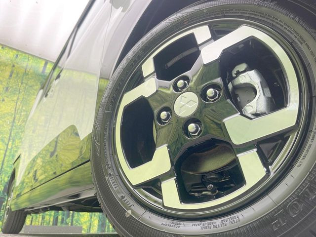 �y����14�C���`�A���~�z�C�[���z�O�ςɃ}�b�`���������A���~�z�C�[���𑕒����Ă���܂��B�e��ЊO�A���~�z�C�[����A�X�^�b�h���X�^�C�����戵�����Ă���܂��B���񂲑��k����������