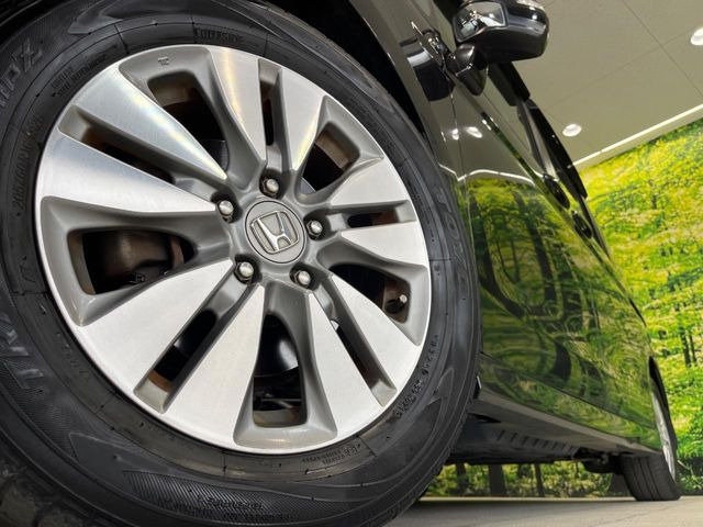 �y����16�C���`�A���~�z�C�[���z�O�ςɃ}�b�`���������A���~�z�C�[���𑕒����Ă���܂��B�e��ЊO�A���~�z�C�[����A�X�^�b�h���X�^�C�����戵�����Ă���܂��B���񂲑��k����������