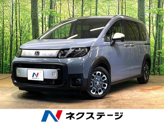 フリード(ホンダ) 1.5 e:HEV クロスター 中古車画像