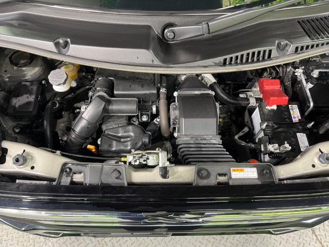 親切・丁寧な専門メカニックスタッフが応対!・車検・点検整備・事故等の修理などアフターサービスも安心。お車のカスタマイズもネクステージのサービススタッフまでご相談ください!