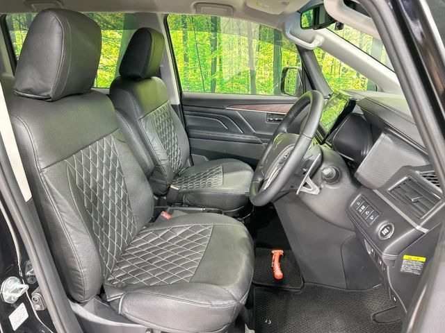 ドライバーによって運転しやすいポジションは異なり、あの車はどうなのか不安なこともありますよね。気になるお車は店頭で乗り込んでご確認いただけます♪