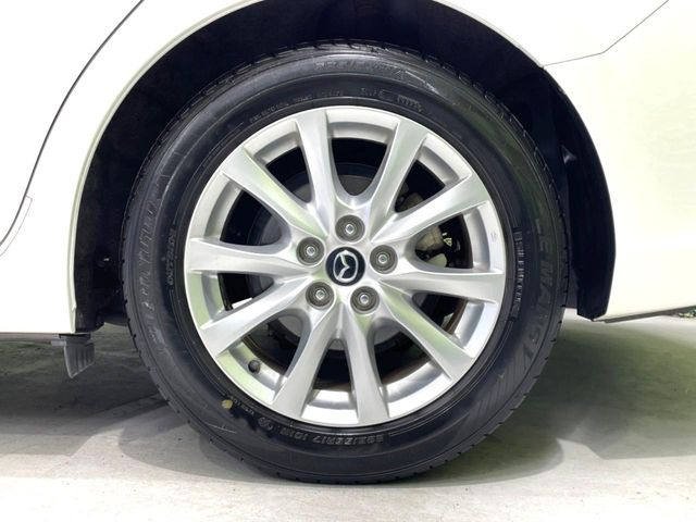 �y����17�C���`�A���~�z�C�[���z�O�ςɃ}�b�`���������A���~�z�C�[���𑕒����Ă���܂��B�e��ЊO�A���~�z�C�[����A�X�^�b�h���X�^�C�����戵�����Ă���܂��B���񂲑��k����������