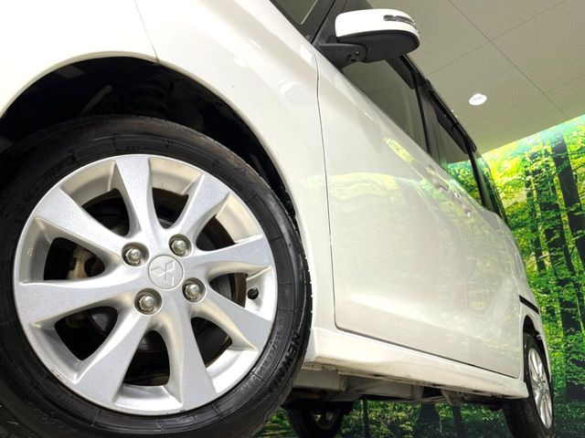 �y�����A���~�z�C�[���z�O�ςɃ}�b�`���������A���~�z�C�[���𑕒����Ă���܂��B�e��ЊO�A���~�z�C�[����A�X�^�b�h���X�^�C�����戵�����Ă���܂��B���񂲑��k����������