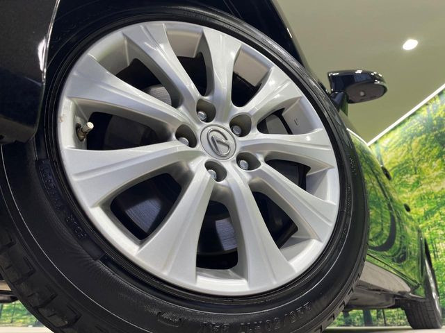 �y����17�C���`�A���~�z�C�[���z�O�ςɃ}�b�`���������A���~�z�C�[���𑕒����Ă���܂��B�e��ЊO�A���~�z�C�[����A�X�^�b�h���X�^�C�����戵�����Ă���܂��B���񂲑��k����������