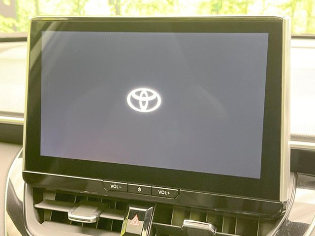 �y10.5�C���` �f�B�X�v���C�I�[�f�B�I�z���ʂ̃f�B�X�v���C��AppleCarPlay��AndroidAuto�����p�\�B�傫�ȉ�ʂŃX�}�z�i�r�A�v���������p���������܂���