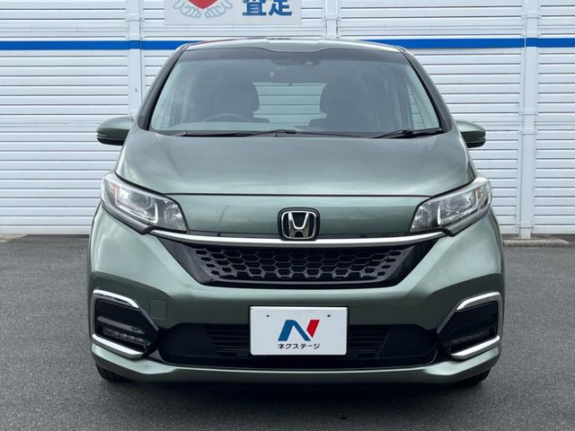 弊社では、全車『修復歴なし』のお車のみ取り扱っております。専任バイヤーによる厳選した仕入れの後、入庫後の車両チェックを行い、ネクステージが認定した高品質な中古車をご提供しております。