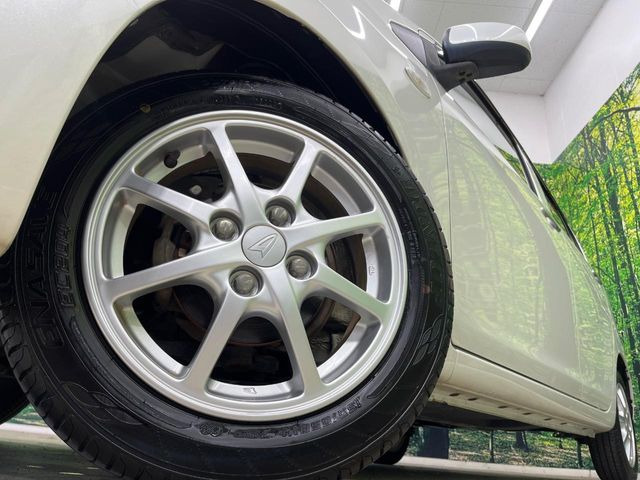 �y����14�C���`�A���~�z�C�[���z�O�ςɃ}�b�`���������A���~�z�C�[���𑕒����Ă���܂��B�e��ЊO�A���~�z�C�[����A�X�^�b�h���X�^�C�����戵�����Ă���܂��B���񂲑��k����������