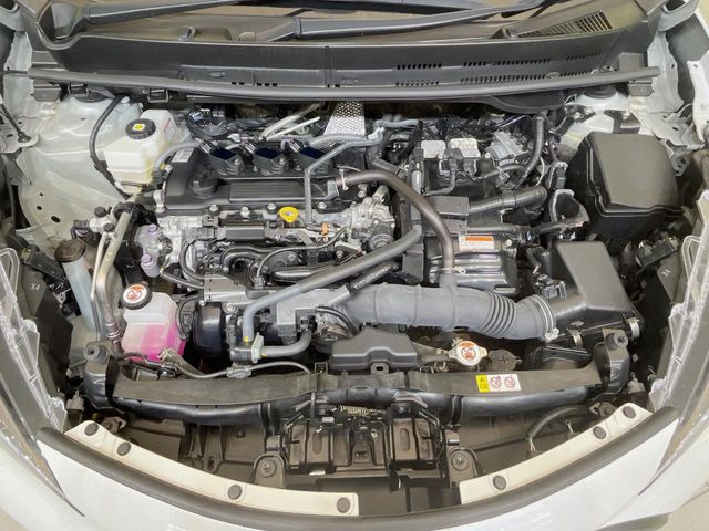 親切・丁寧な専門メカニックスタッフが応対!・車検・点検整備・事故等の修理などアフターサービスも安心。お車のカスタマイズもネクステージのサービススタッフまでご相談ください!