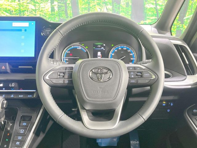 【ステアリングスイッチ】運転中、前方から目線をそらすことなく、オーディオ等の操作が可能な便利機能!安心&快適なドライブを演出してくれます♪