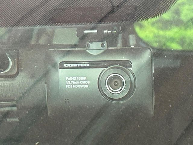 �y�h���C�u���R�[�_�[�z�h���C�u���R�[�_�[����!���s���͂������A������^�]�⎖�̂ɑ��������ہA�f���ŋL�^���A����̃��X�N�ɔ����܂��B���L�^�pSD�J�[�h�͂��q�l�����g�ł��������������K�v������܂��B